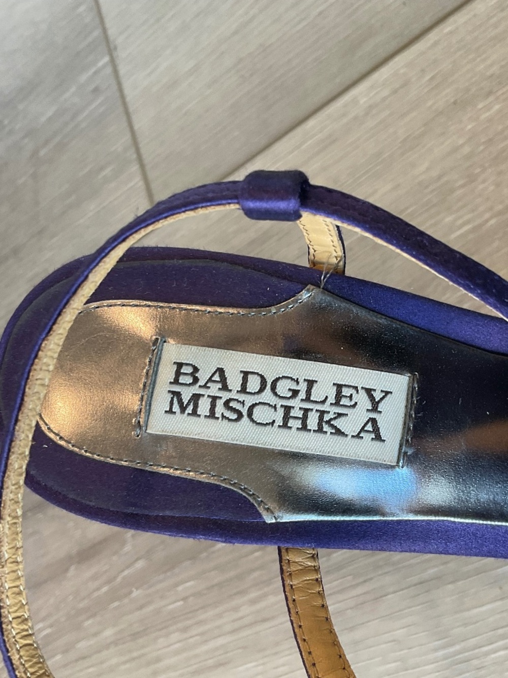 BADGLEY MISCHKA Randee Purple Satin Blossom Detail Platform Heels Size 7.5 - Picture 5 of 8